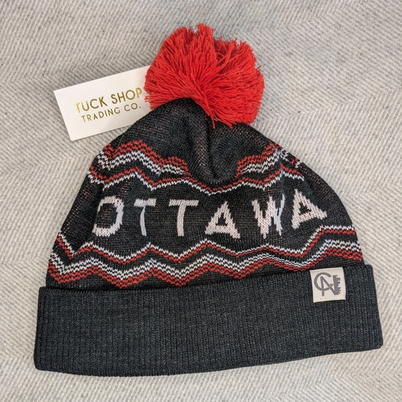 Ottawa Toque - Grey/Red - Picture 1 of 3